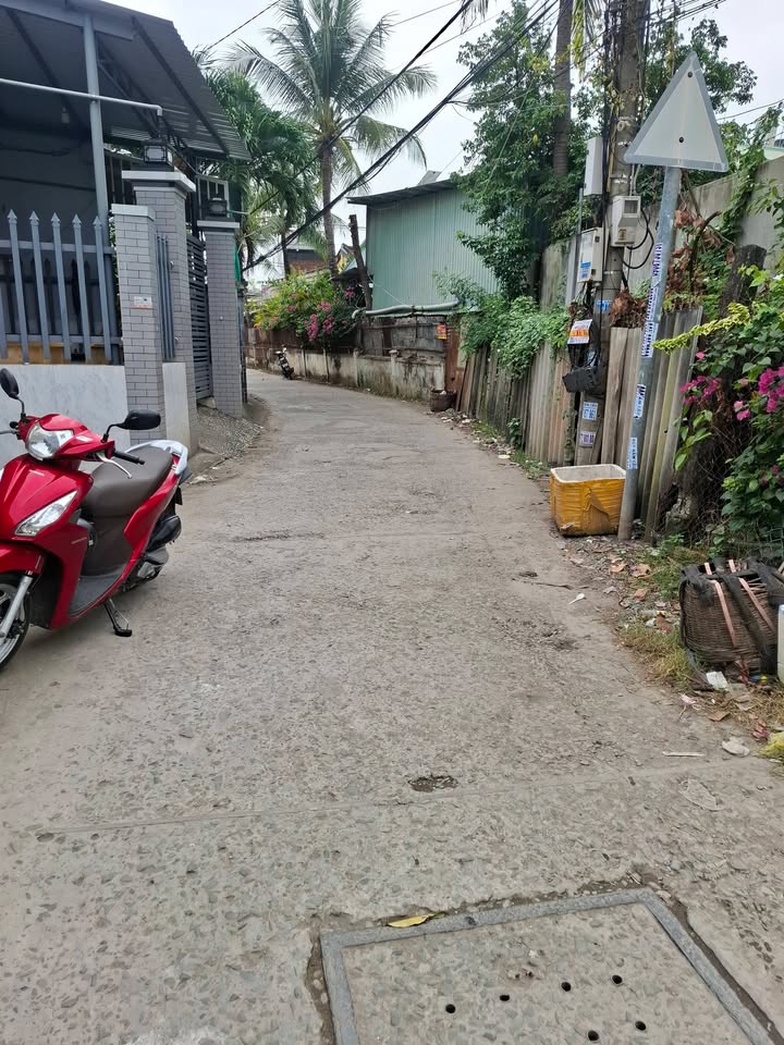 Nhà phố Gò Công Đông 103m² giá 1.3 tỷ - Mặt tiền đường TL871, tiện ích đầy đủ!