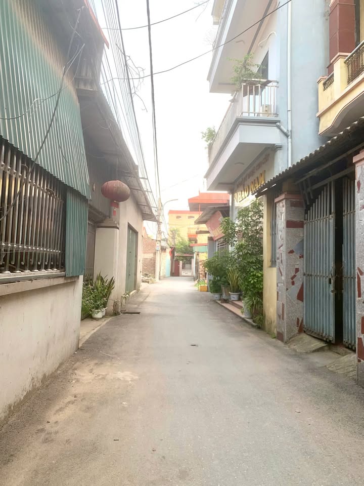 Đất Kim Thiều, Phù Khê, Bắc Ninh 42m² giá trên 1 tỷ - Sổ đỏ chính chủ, pháp lý rõ ràng!