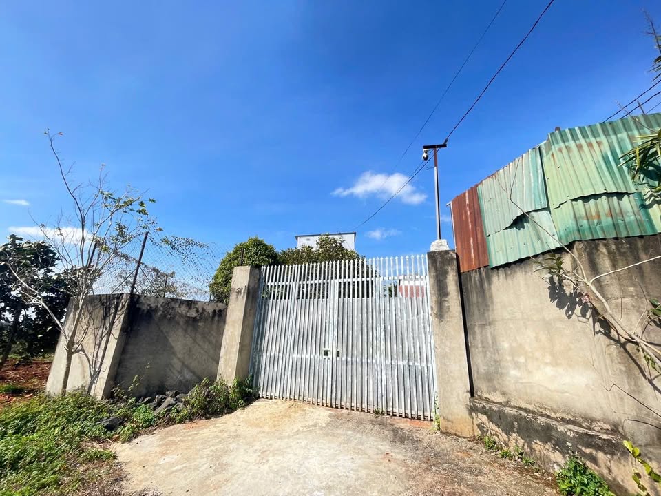 Nhà Yến Đạt Lý, Phú Yên 380m² giá 2.85 tỷ - Đầu tư sinh lời ngay!