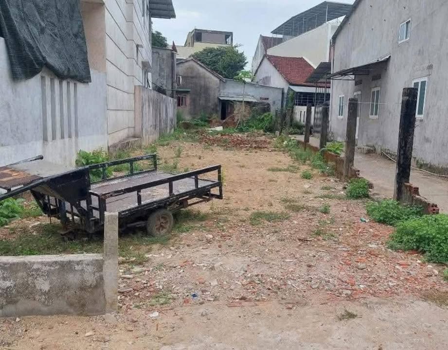 Lô đất góc Trần Phú, Quảng Ngãi 160m² giá 1.6 tỷ - Đầu tư sinh lời ngay!