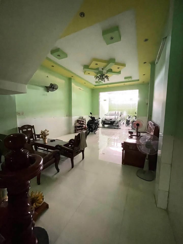 Nhà mặt tiền đường Xuân Thủy, KDC Hồng Phát, Cần Thơ 108m² giá 6.5 tỷ - Kinh doanh thuận lợi!