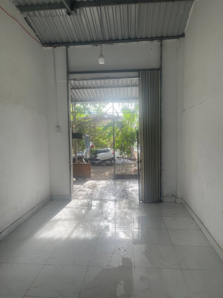 Phòng cho thuê giá rẻ tại Nha Trang 20m² - An ninh, thoáng mát!