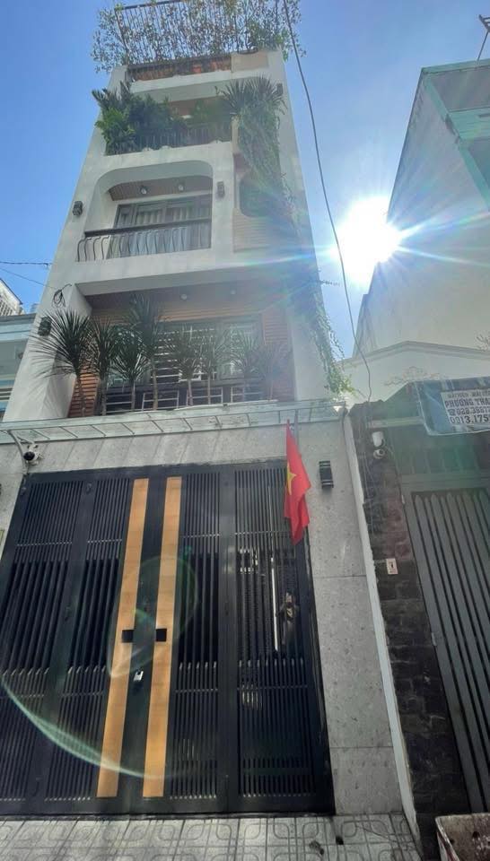 Nhà phố Quang Trung, Phú Nhuận 60m² giá 6.3 tỷ - Hẻm ô tô thông thoáng!