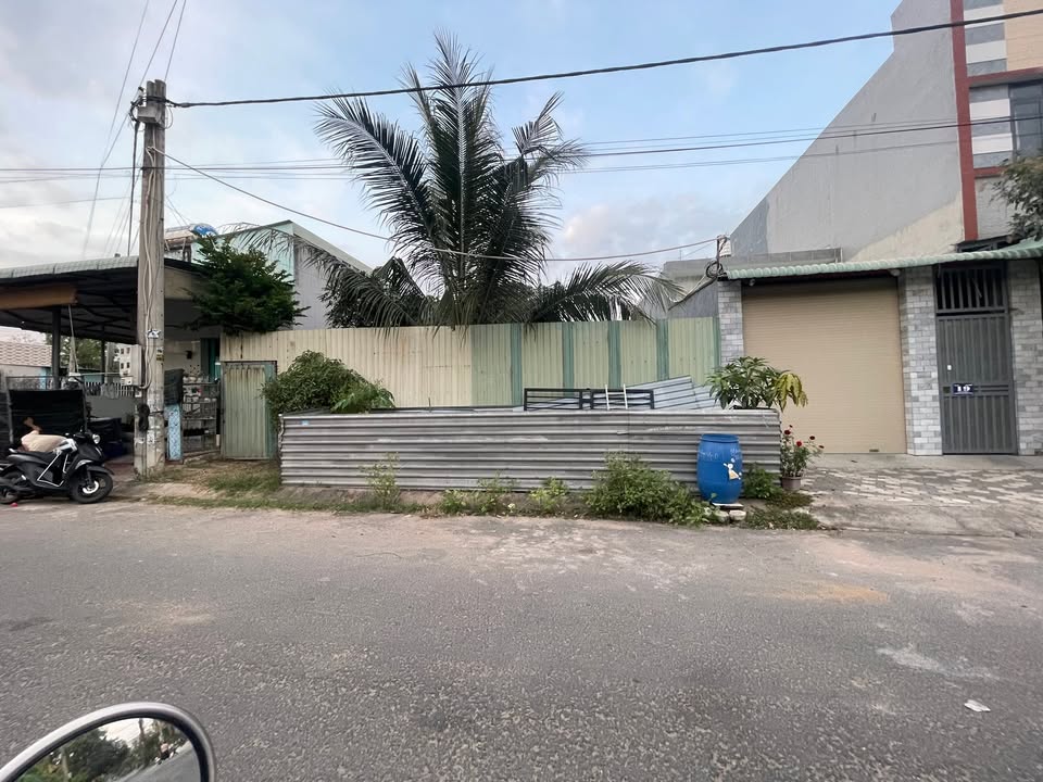 Đất nền KDC Tứ Hải, 100m², giá 4 tỷ - Đường rộng thông thoáng!