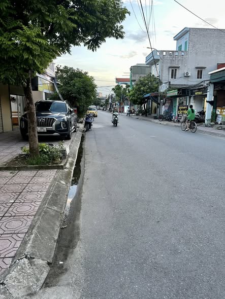 Nhà 3 tầng Phú Xuân, Thái Bình 40m² chỉ 2x tỷ - Không gian sống lý tưởng!