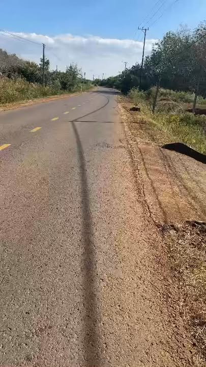 Đất thổ cư Mê Linh 400m² chỉ 750 triệu - Đường đẹp, khu dân cư đông đúc!