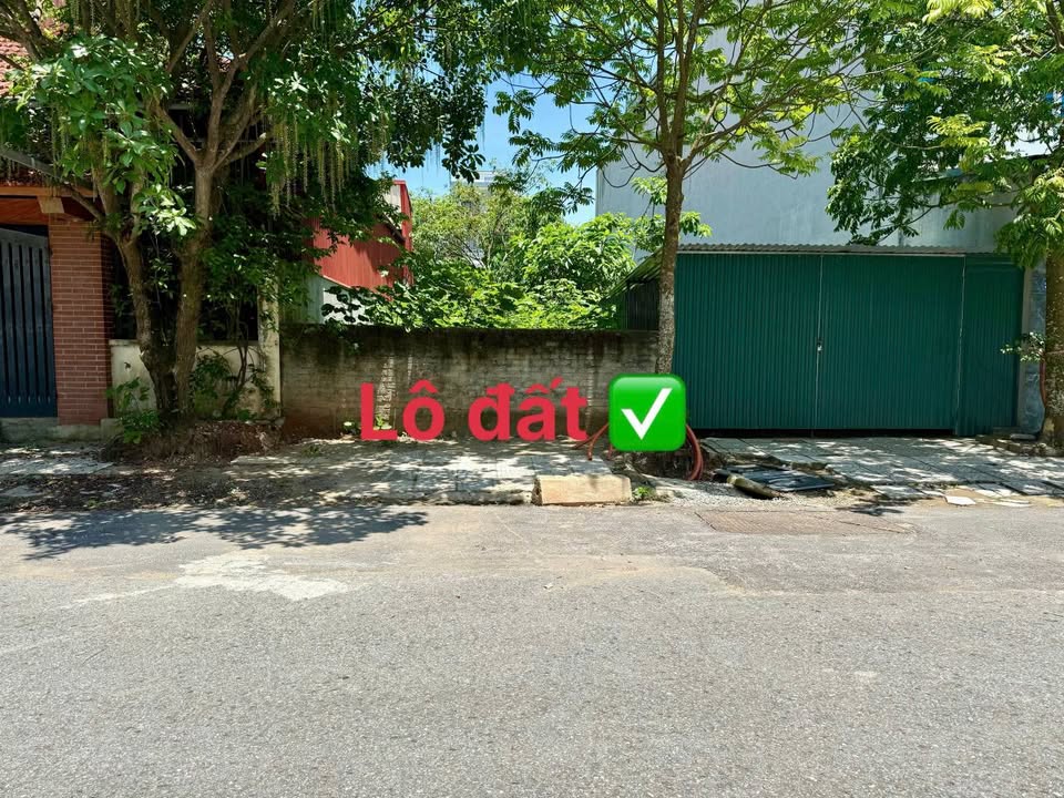 Đất nền Cụm Kinh Tế Vĩnh Yên 100m² giá 2.7 tỷ - Sổ hồng chính chủ, đầu tư lý tưởng!