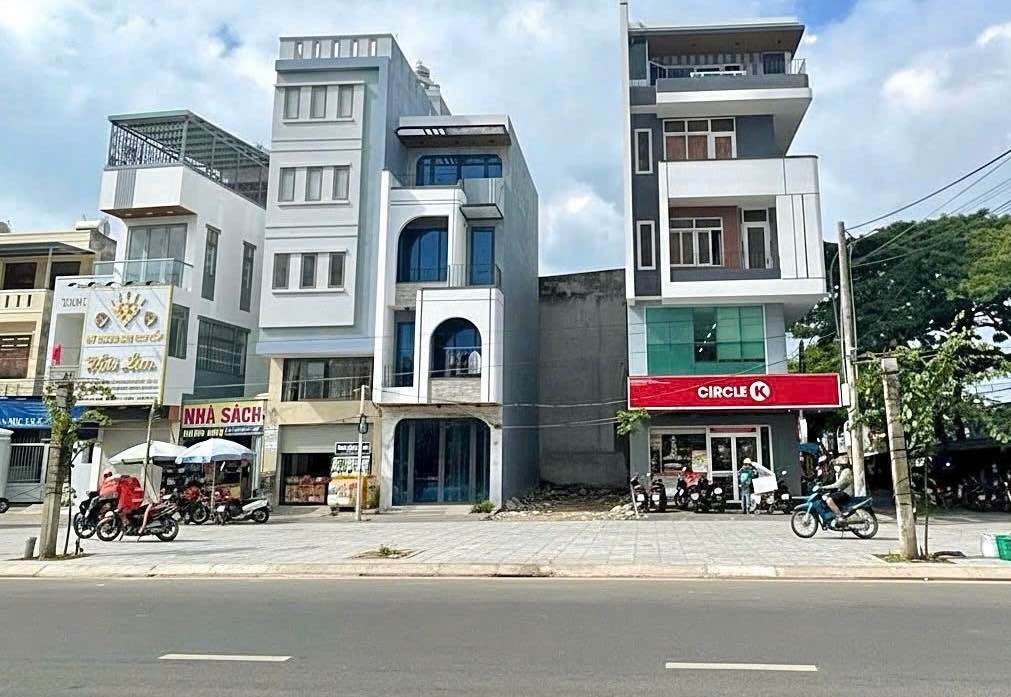 Đất Mặt Tiền Đường Bùi Thiện Ngộ Vũng Tàu 55m² giá 9.999 tỷ - Vị trí kinh doanh đắc địa!