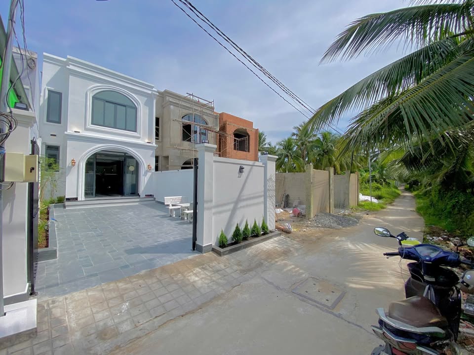 Nhà 2 tầng Mỹ Phong 120m² giá 1.79 tỷ - Sẵn sàng vào ở ngay!