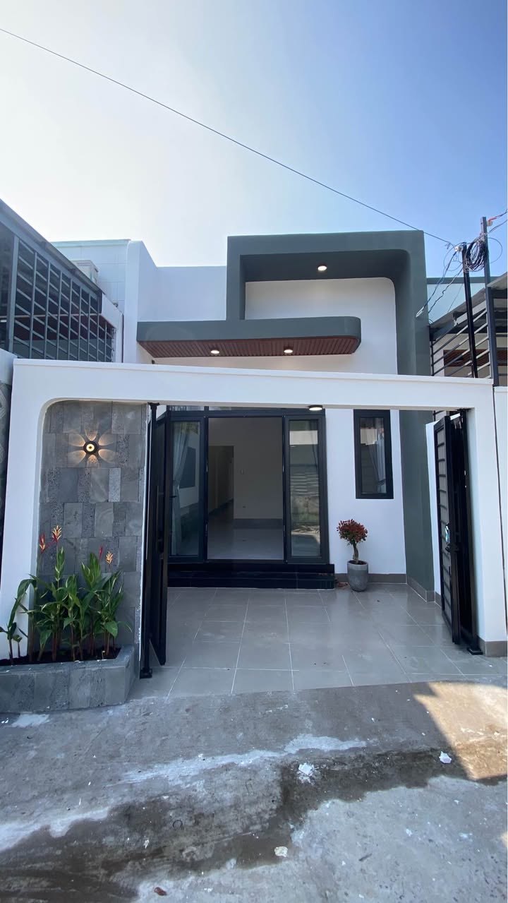 Nhà phố Phường Trung An, 81m² giá 1.52 tỷ - Sổ hồng chính chủ, gần Quốc lộ 1A!