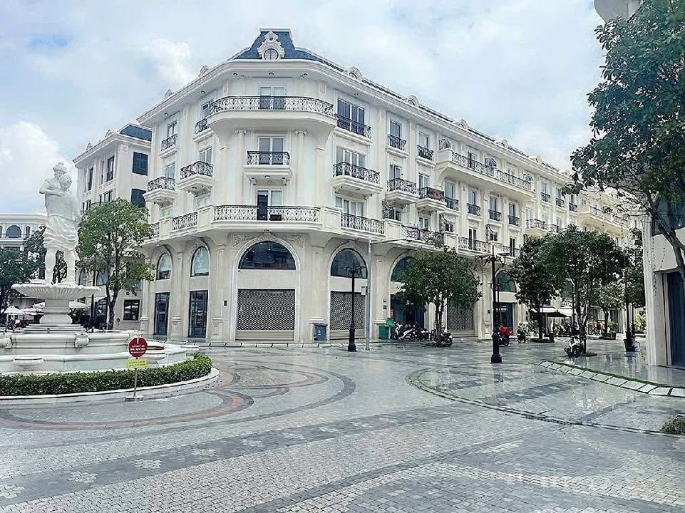 FrontHouse Vạn Phúc City 154m² giá 36.95 tỷ - Đầu tư sinh lời cao!