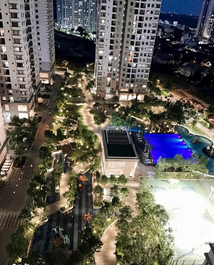 Căn hộ SaiGon South Residences Quận 7 104m² giá 7.4 tỷ - Đầy đủ nội thất, sẵn sàng vào ở!