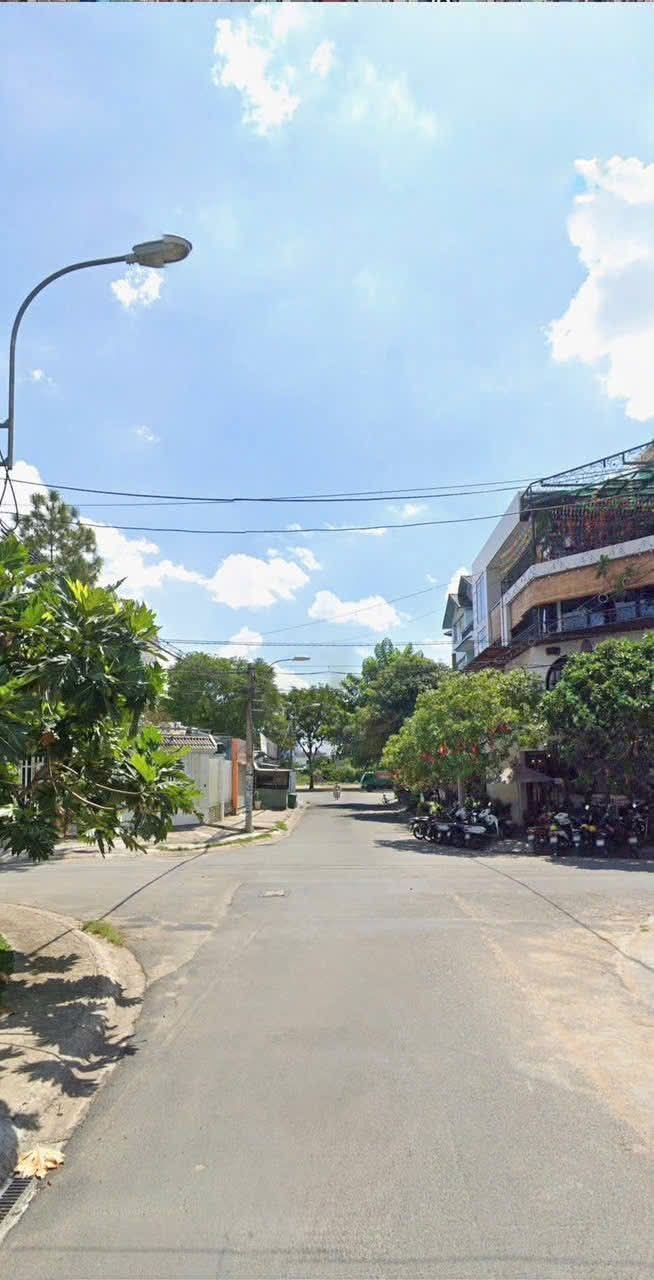 Đất góc 2 mặt tiền KDCVL, Bình Tân 171m² giá 15.5 tỷ - Hướng Tây Bắc, vị trí đẹp!