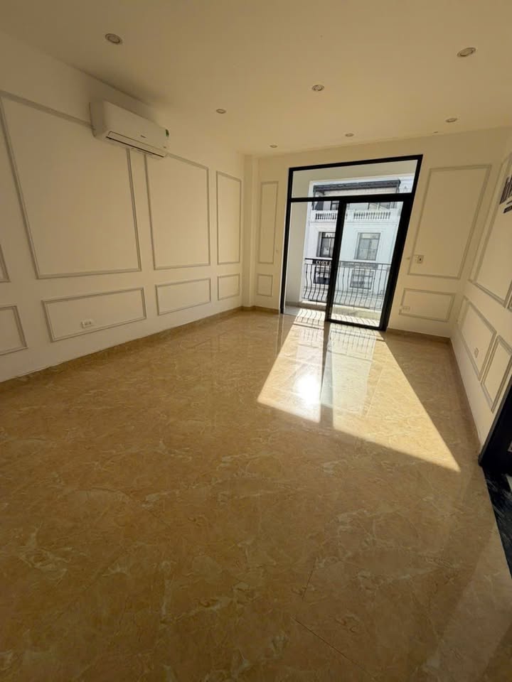 Shophouse Vinhomes Marina Hải Phòng 120m² giá 45 triệu - Vị trí cực đẹp, thích hợp kinh doanh!