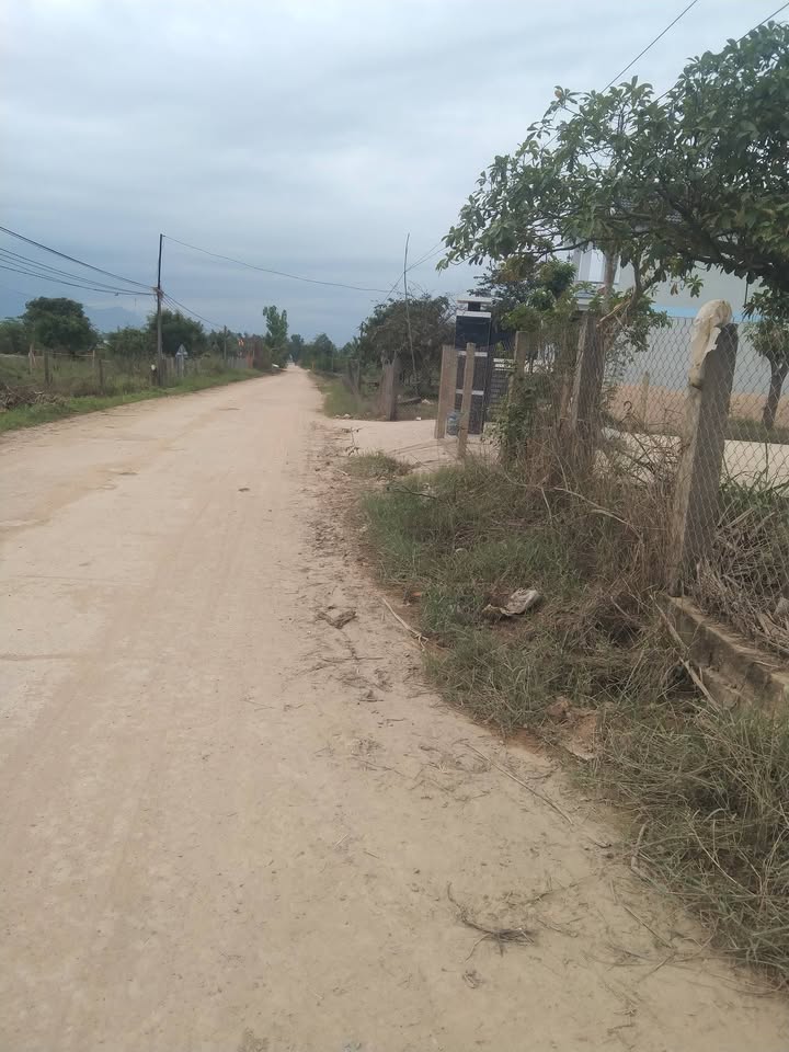 Đất nền Sơn Giang 1700m² giá 50-59 tỷ - Quy hoạch thổ cư, bám đường 56m!