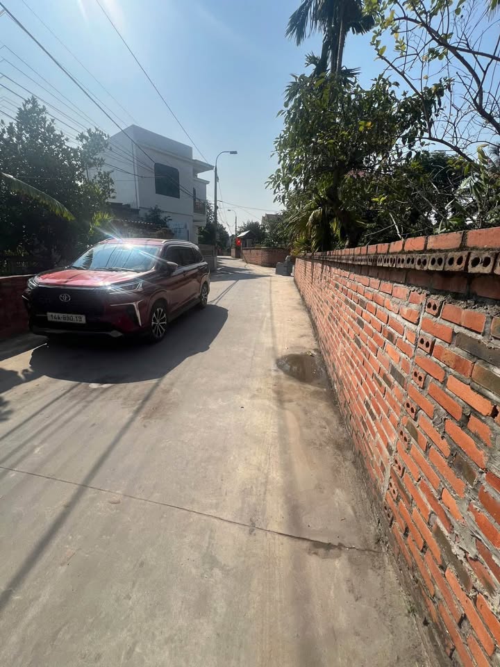 Đất 3 mặt tiền Khu Gia Mô, Đông Triều 126m² chỉ 1 tỷ - Cơ hội đầu tư tuyệt vời!