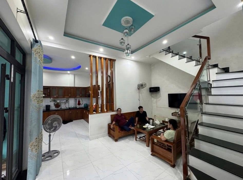 Bán nhà góc 2 mặt tiền kiệt 5,5m Nguyễn Chánh 153m² - Cơ hội đầu tư tuyệt vời!