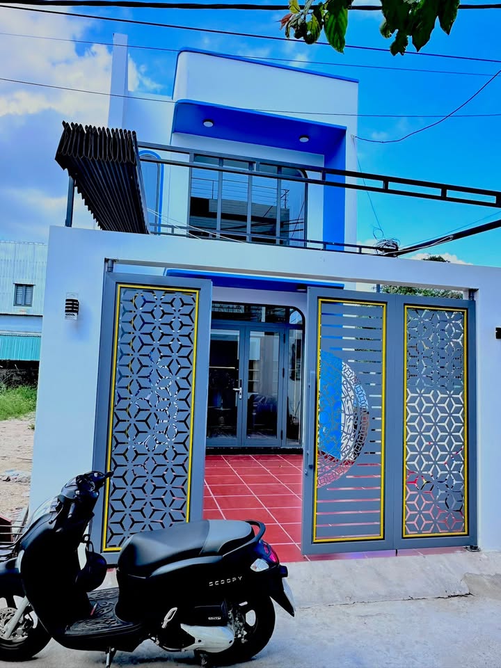 Nhà 2 tầng Khái Tây 1, Đà Nẵng 100m² giá 4 tỷ - Sẵn nội thất sang trọng!