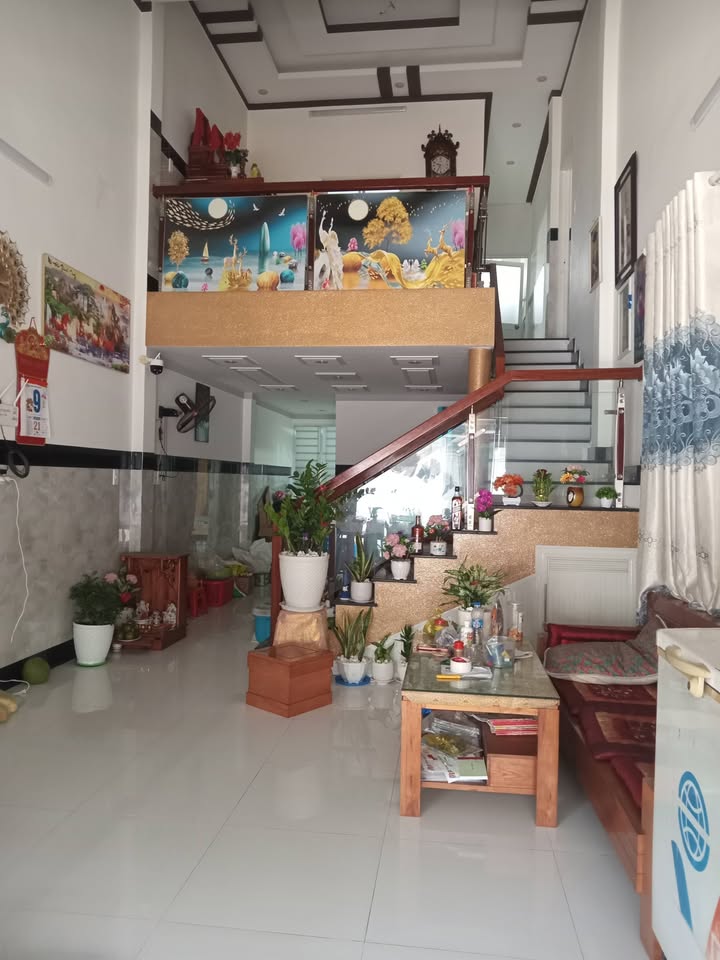 Nhà cấp 4 và 11 phòng trọ tại Bàu Hàm Trảng Bom 380m² giá 5 tỷ - Đầu tư sinh lời hấp dẫn!