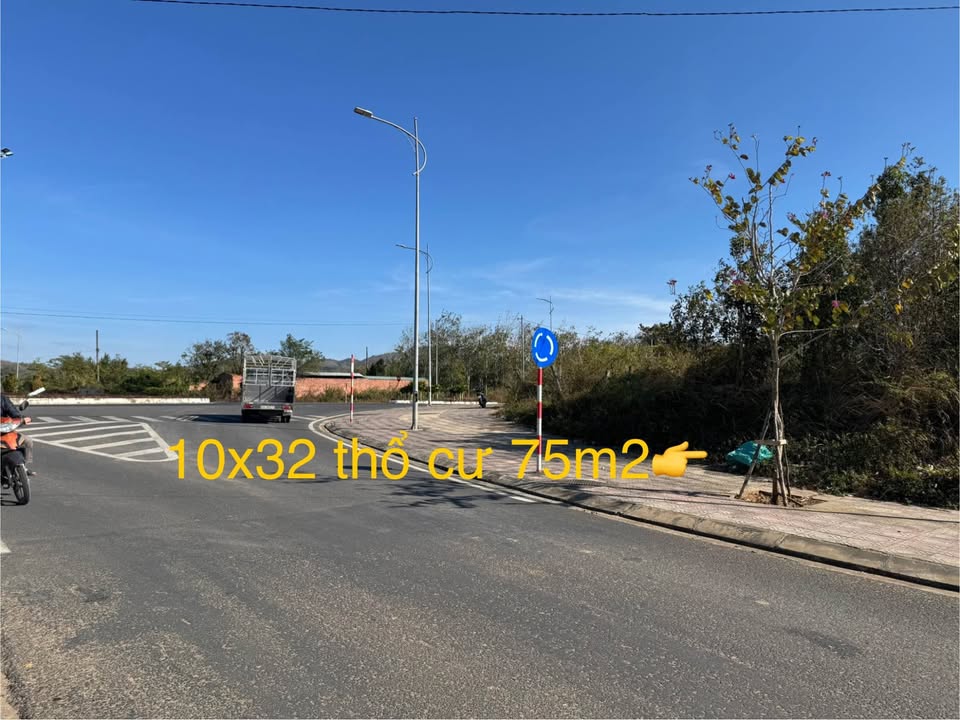 Đất nền Xã Chư Hreng, Thành phố Kon Tum 310m² giá 8xx triệu - Tiềm năng đầu tư lớn!