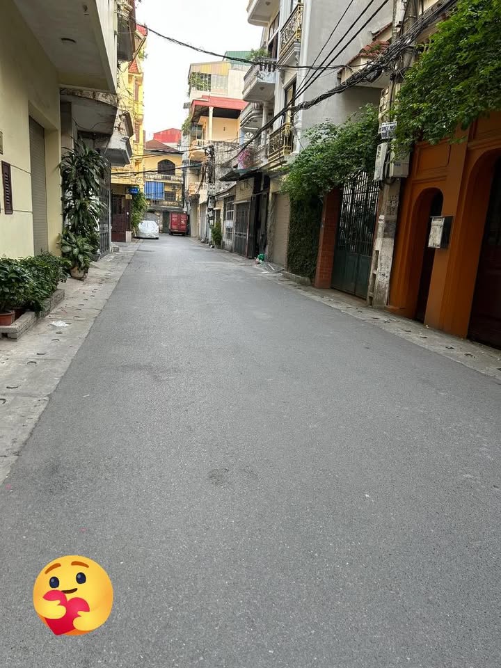 Nhà phố 5 tầng Đền Lừ, Hoàng Mai 43m² giá 7.99 tỷ - Sổ đỏ chính chủ!