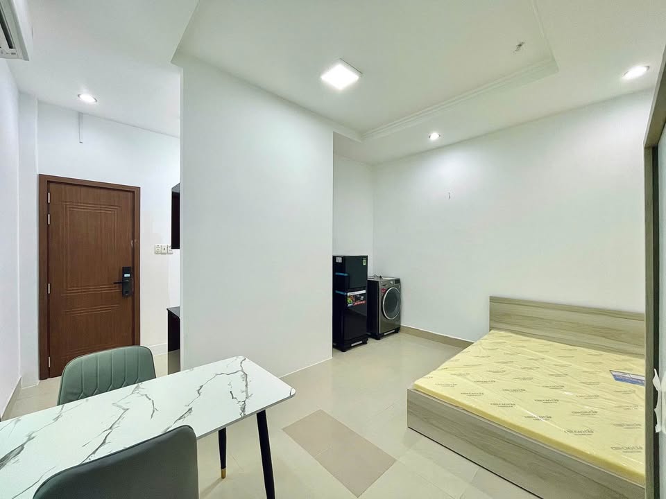 Căn hộ cho thuê Phạm Văn Hai, Quận Tân Phú - Full nội thất, vào ở ngay!