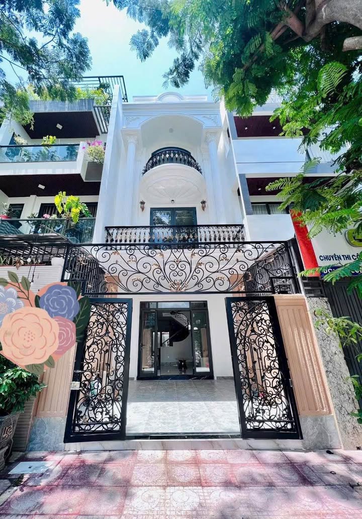 Bán nhà phố 3 tầng tại KĐT Hà Quang 2, Nha Trang 85.5m² giá 9 tỷ - Thiết kế Tân cổ điển sang trọng