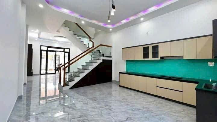 Nhà đẹp Phường 2, Quận Tân Bình 105m² giá 3.85 tỷ - Chính chủ bán gấp!