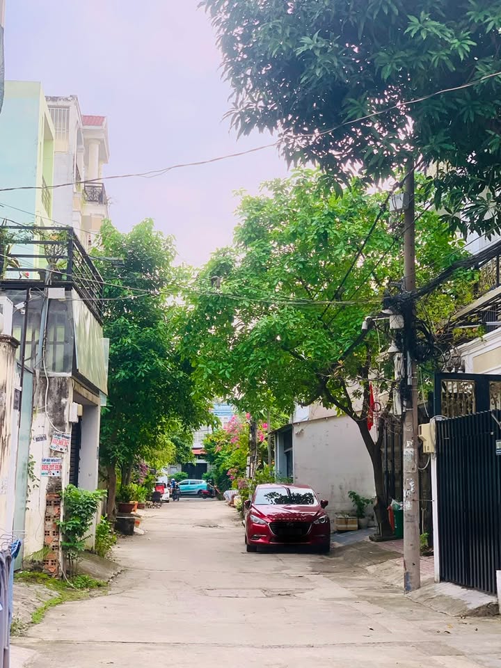 Đất thổ cư Gigamall Thủ Đức 100m² giá 11.5 tỷ - Đầu tư sinh lời tuyệt vời!