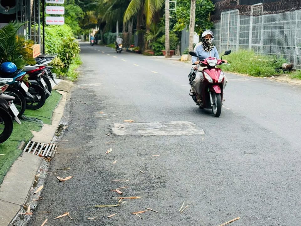 Bán đất và nhà mặt tiền đường Sương Nguyệt Ánh, Rạch Giá 684m² giá 5.8 tỷ - Vị trí trung tâm, thuận lợi kinh doanh!