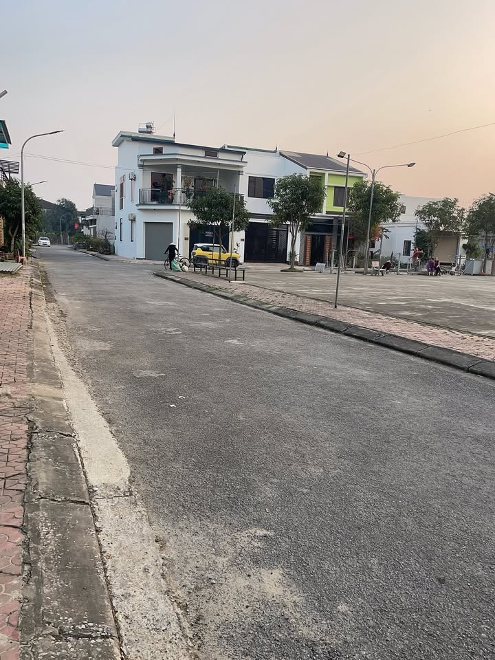 Lô đất Đấu Giá Đông Vĩnh 132m² - Cơ hội đầu tư hấp dẫn!