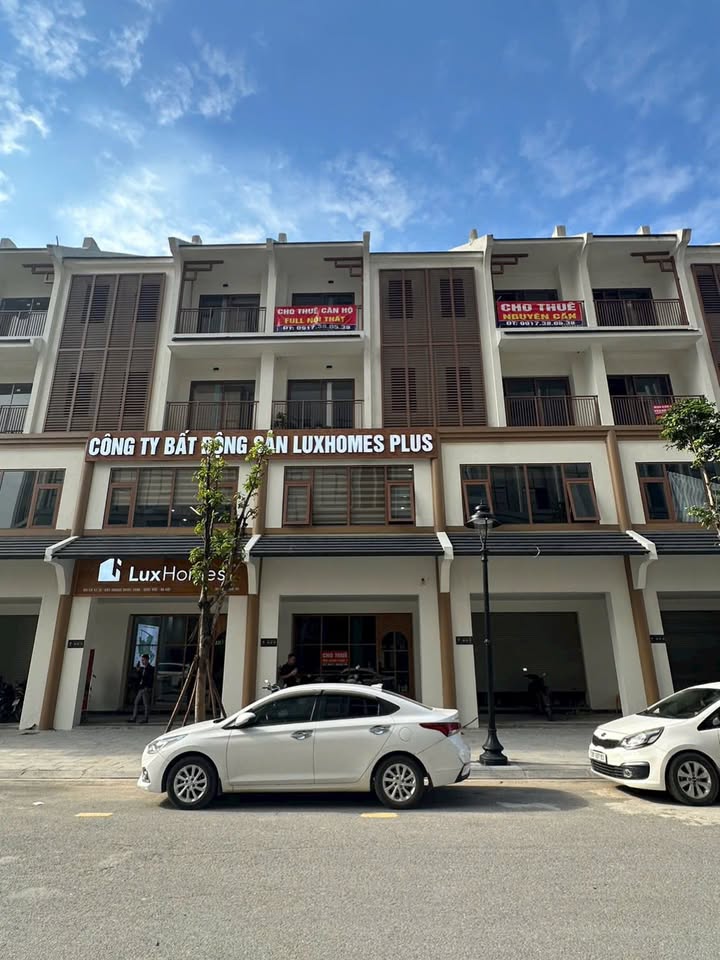 Shophouse mặt đường Di Ái, 90m² - Kinh doanh sầm uất ngay The Wisteria!