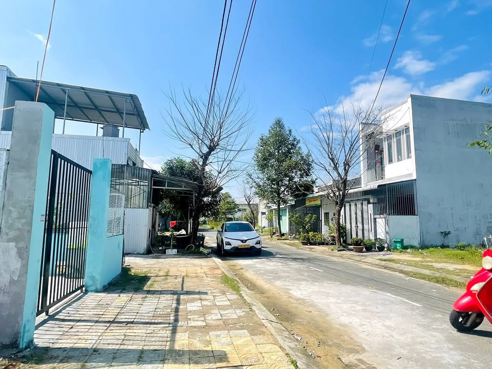 Đất KĐT Ngân Câu – Ngân Giang, Điện Ngọc 90m² giá 3 tỷ - Kèm nhà cấp 4 mới xây!