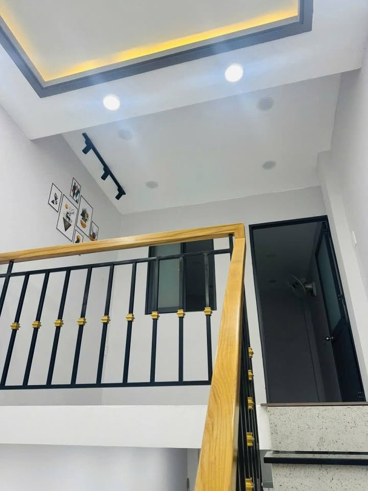 Nhà 2 tầng tại Bình Trị Đông, Bình Tân 256.5m² giá 2.5 tỷ - Chính chủ, sổ hồng riêng!