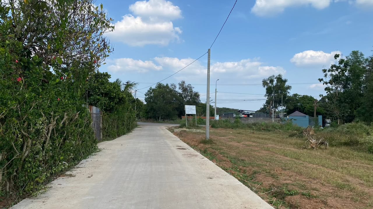 Đất nền thổ cư Xuân Hiệp 185m² giá chỉ 600 triệu - Sổ riêng chính chủ!