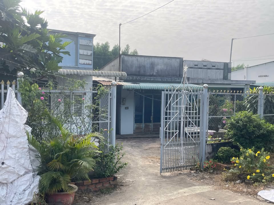 Bán đất mặt tiền tỉnh lộ 766, xã Xuân Thành, 200m² - Nhà cấp 4 tặng kèm