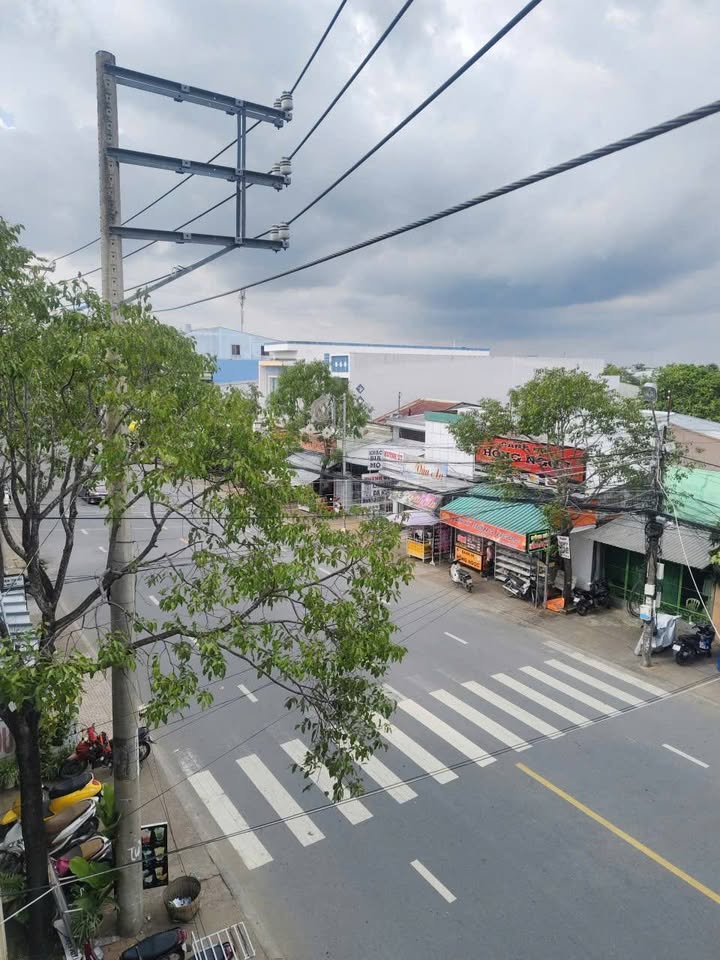 Nhà Mặt Tiền Lê Hồng Phong, TP Sóc Trăng 139m² - Vị trí đẹp, kinh doanh thuận lợi!