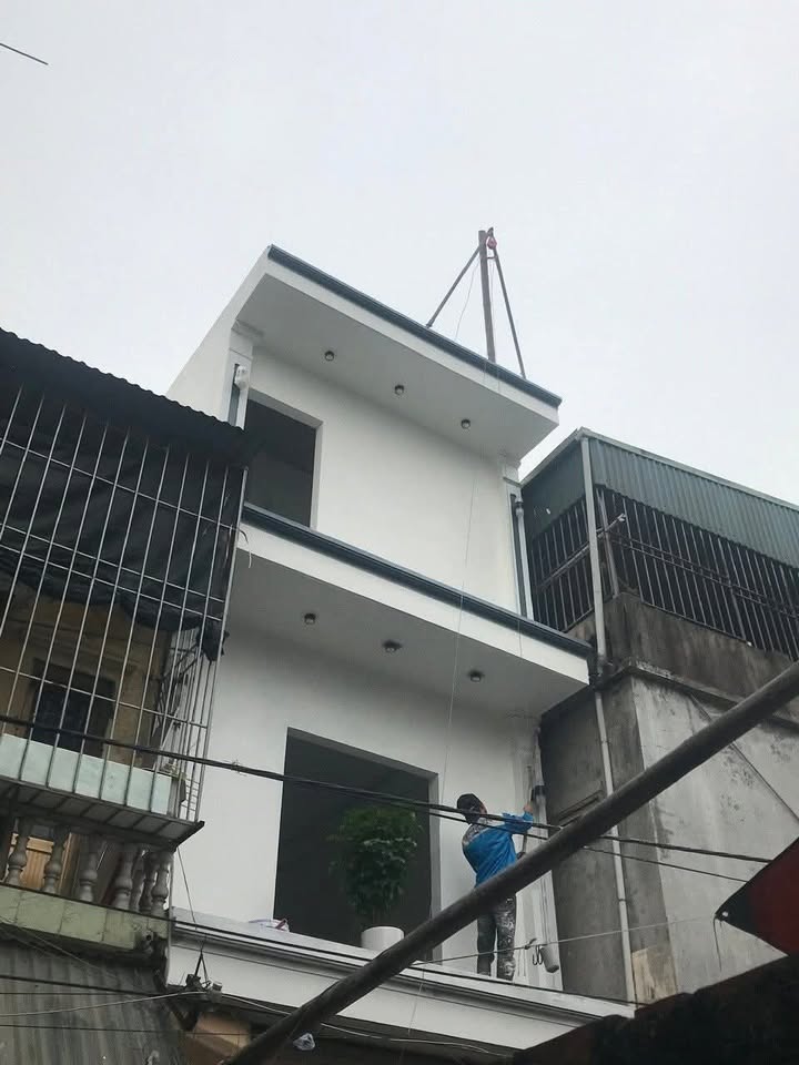 Nhà phố 3 tầng Bồ Xuyên 45m² giá 2.x tỷ - Thiết kế hiện đại, sẵn sàng ở ngay!