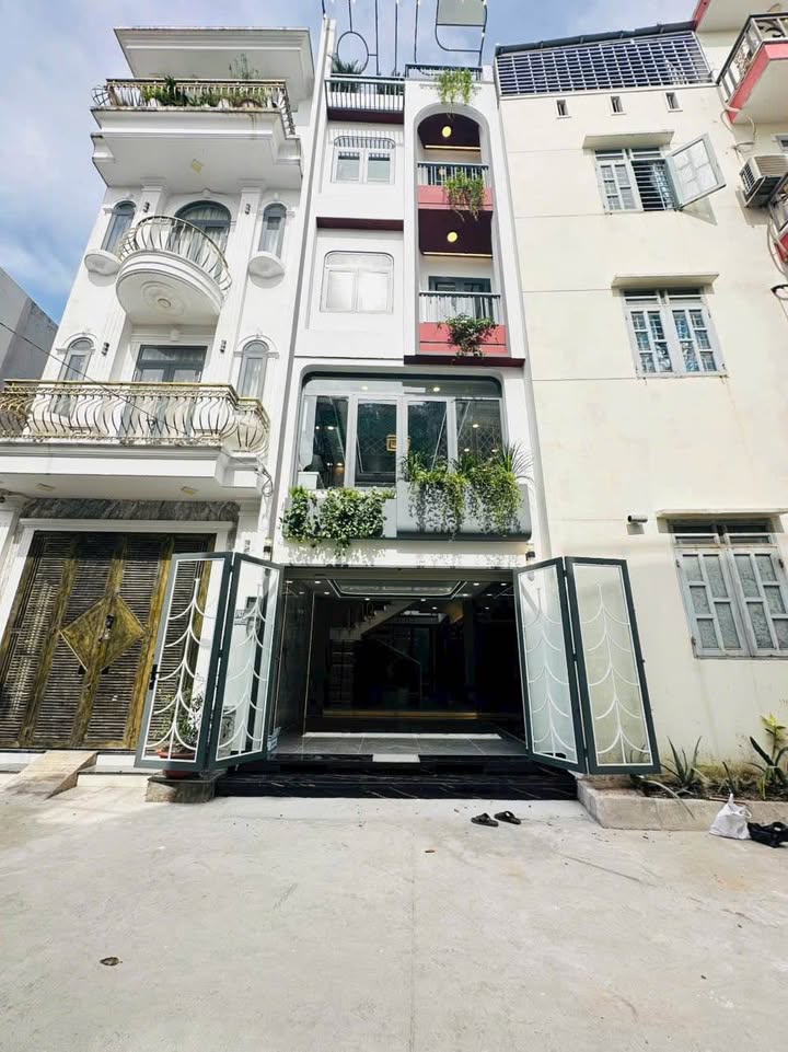 Nhà phố Thạnh Lộc Q12 54m² giá 6.68 tỷ - Phong thủy tốt, thương lượng mạnh tay!