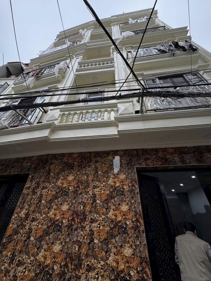 Bán FrontHouse Đội Cấn, Ba Đình 51m² giá 22.5 tỷ - Kinh doanh đắc địa!