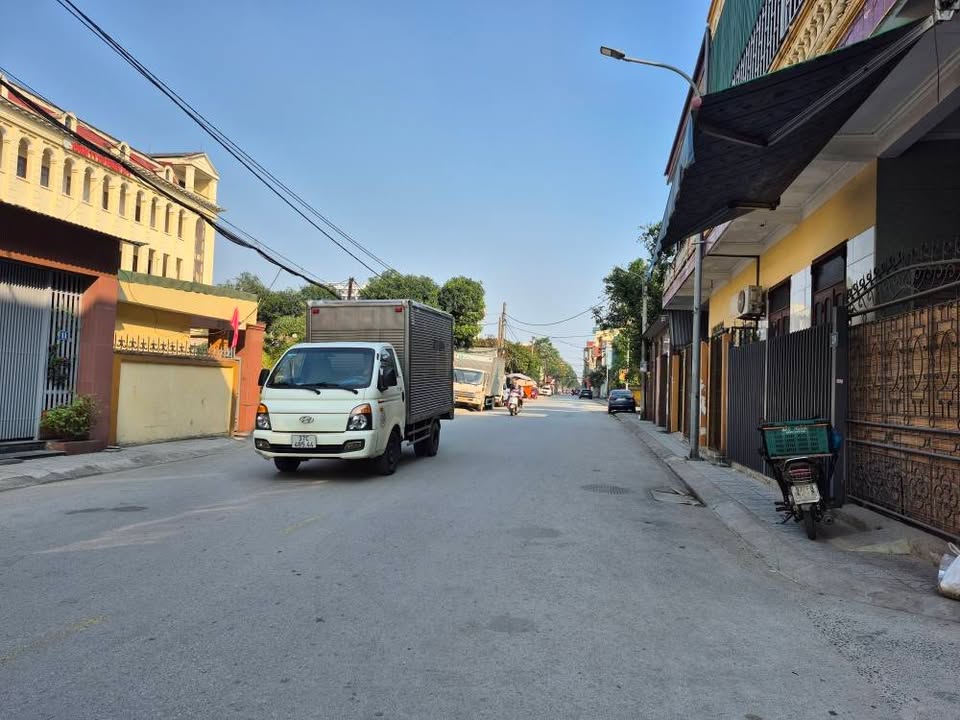 Nhà mặt phố Bến Thủy, Vinh 91.5m² giá 7-8 tỷ - Kinh doanh sầm uất!