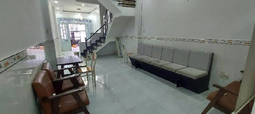 Nhà riêng hẻm rộng Trần Bình, Cầu Giấy 111.6m² - Phù hợp cho gia đình đông người!