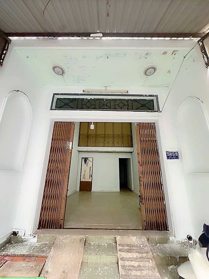 Nhà bán Quận 12 114m² giá 4.3 tỷ - Cơ hội đầu tư tuyệt vời!