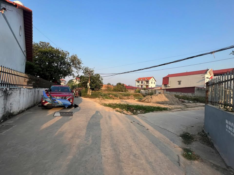 Nhà mặt tiền thôn Giếng, Lục Nam 91.8m² giá chỉ 1.x tỷ - Cơ hội đầu tư hiếm có!