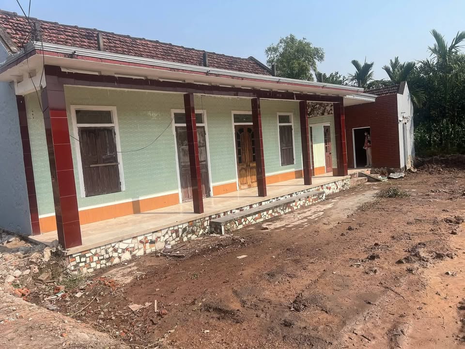 Nhà bán xóm Văn Giáo, Nghĩa Hùng 162m² giá 800 triệu - Vị trí thuận lợi, phong thủy tốt!