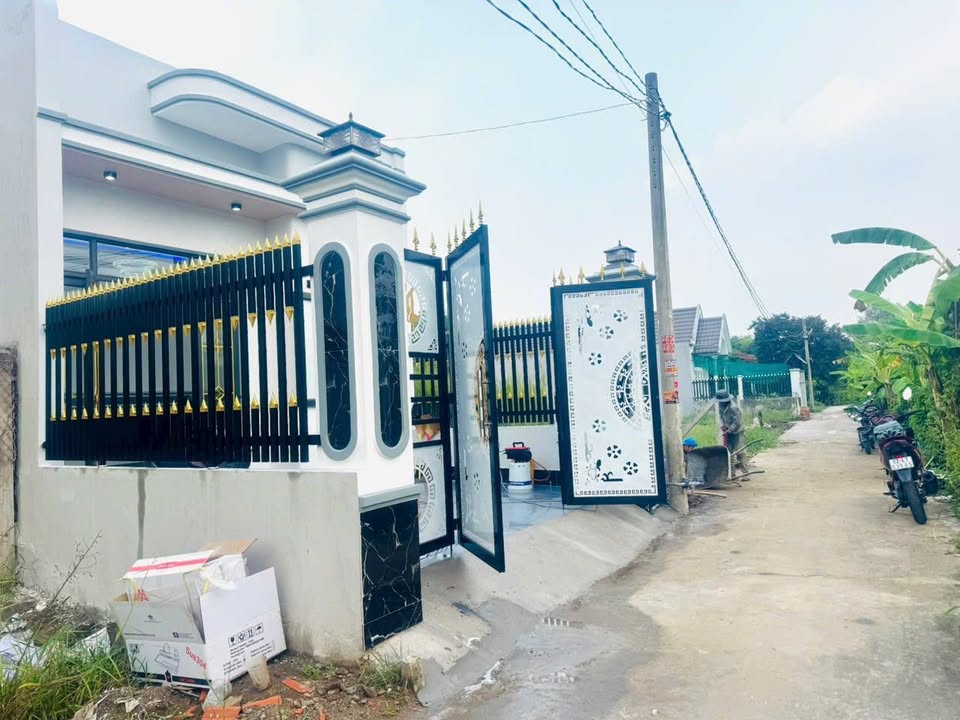 Nhà riêng tại Xã Mỹ Lộc, Huyện Cần Giuộc 101m² giá 1.83 tỷ - Chính chủ bán gấp!