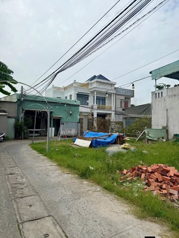 Đất thổ cư 80m² tại Long Hải giá 1.59 tỷ - Sổ đỏ chính chủ!