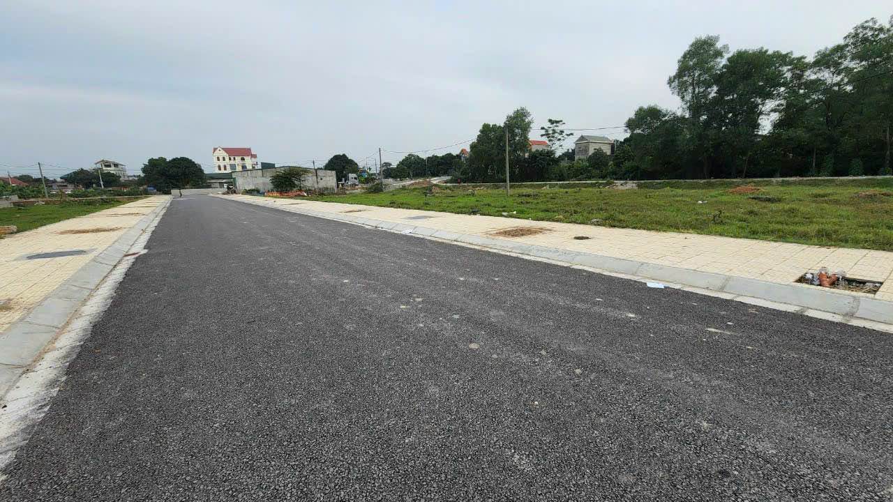 Đất nền Tổ 2 Phường Lam Hạ, TP Phủ Lý 90m² giá 1.09 tỷ - Vị trí siêu đẹp gần trung tâm!