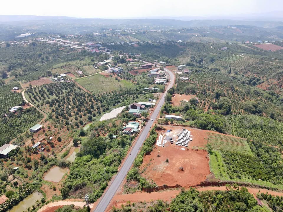 Đất mặt đường Quốc lộ 28, Đăk Nia, Gia Nghĩa - 179m² giá 1.2 tỷ - Sổ sẵn công chứng ngay!