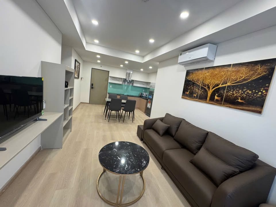 Căn hộ Dragon Castle Hạ Long 68m² giá 5.5 triệu - Full nội thất, miễn phí gym và bể bơi!